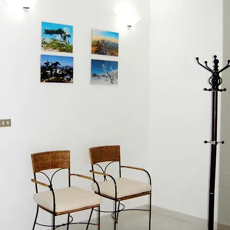 With 3 Bedrooms In With Wonderful City View And Furnished Balcony 50 Km From The Slopes Fardella