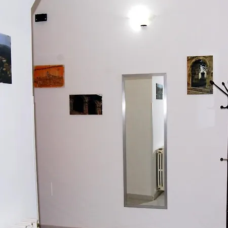 With 3 Bedrooms In With Wonderful City View And Furnished Balcony 50 Km From The Slopes Fardella