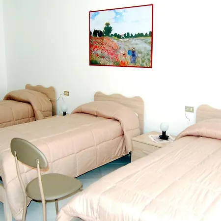شقة With 3 Bedrooms In With Wonderful City View And Furnished Balcony 50 Km From The Slopes *
